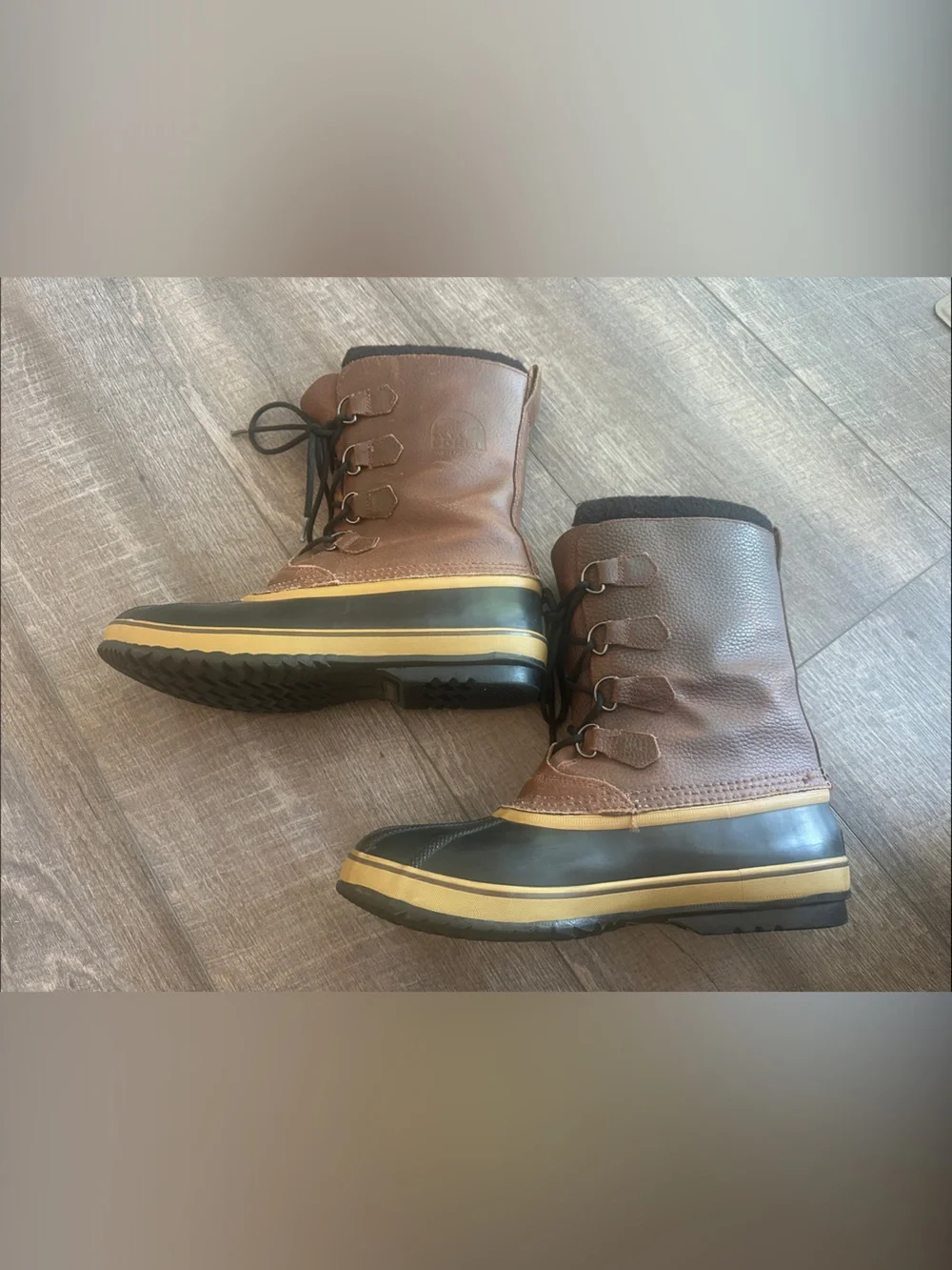 Sorel Brown and Black Waterproof Lace-Up Men’s Winter Boots